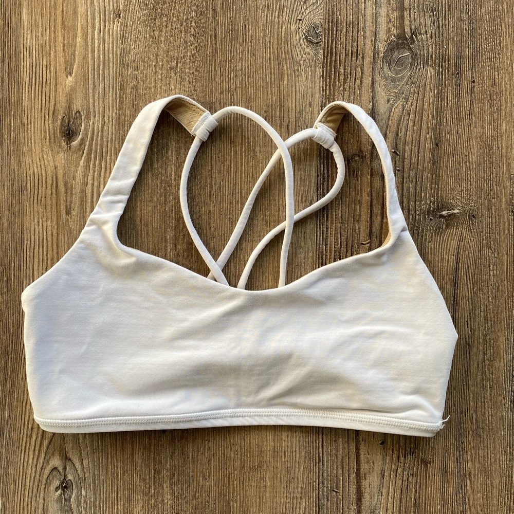 Lululemon Free To Be Sports Bra Size 6